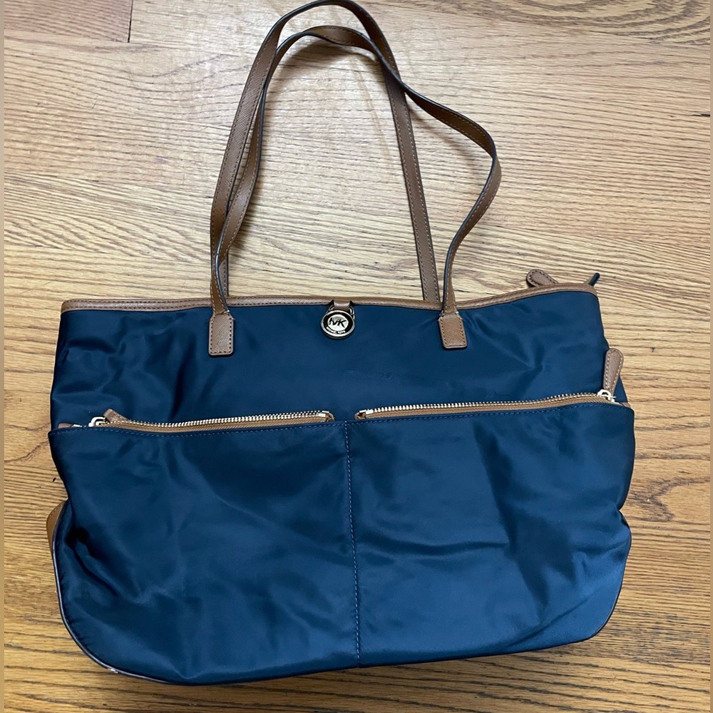 Michael Kors tote